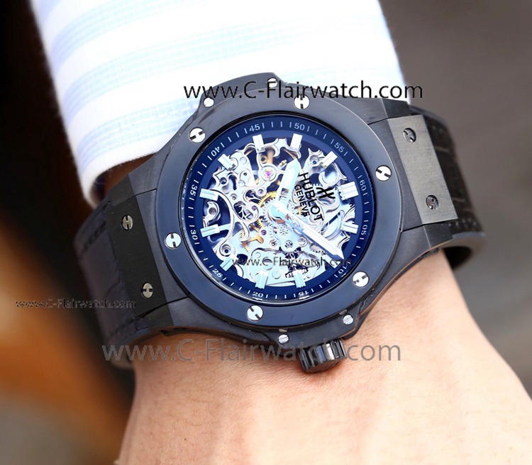 Replica Hublot Big Bang Skeleton Face Watch Gummy Strap